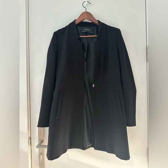 Form Fitting Black Zara Felt Trench Coat - Picture 1 of 2